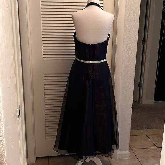 David’s Bridal Black Halter Dress Pale Green Tie Belt size 10 - Picture 4 of 11
